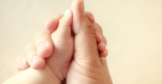 Rheumatoid arthritis shouldn’t be a barrier to having children